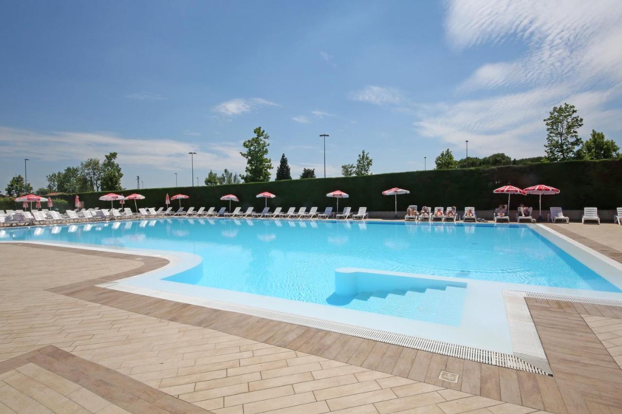 Residence Villaggio Tiglio Sirmione Exterior foto